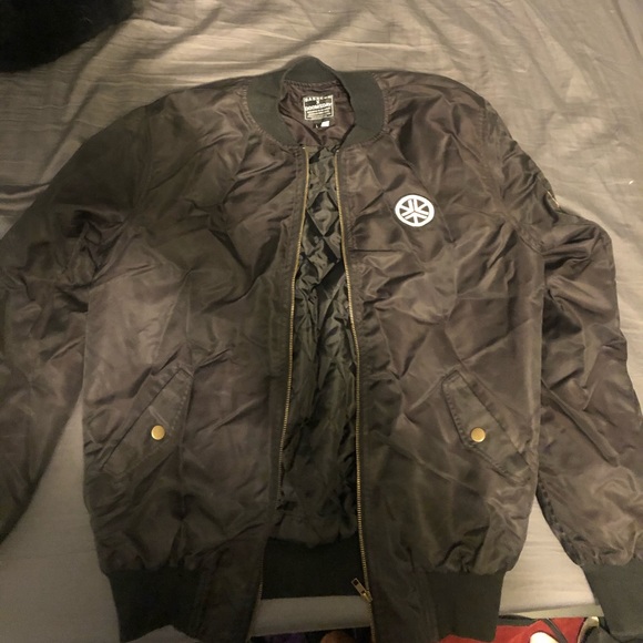Bomber jacket - Picture 1 of 4